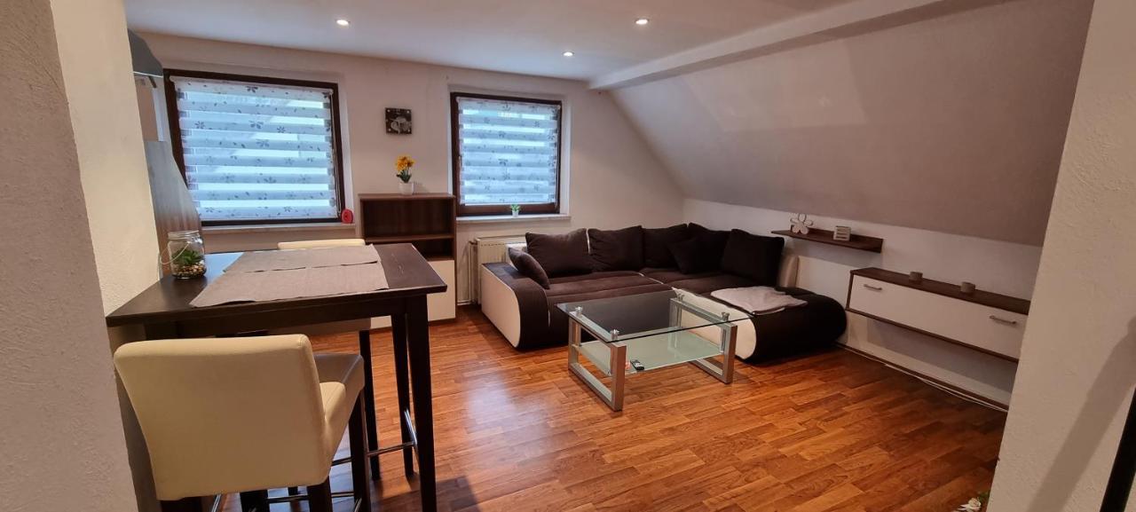 Suesse Kleine Ferienwohnung เพียร์นา ภายนอก รูปภาพ